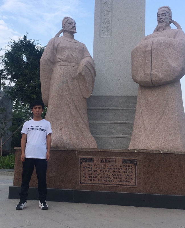 仰望x未来的第一张照片--新疆基督教相亲网